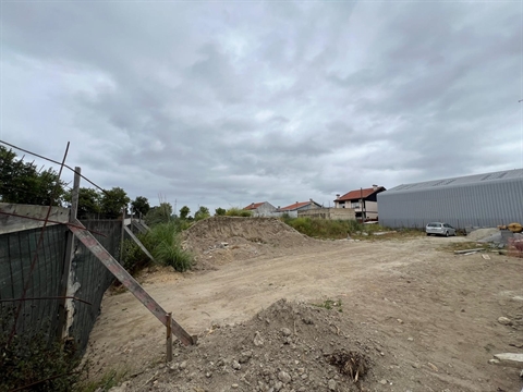 Lote de terreno urbano para construção c/ 228m2