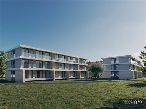 Apartamento T3 em fase de construção, c/ 3 frentes e garagem fechada