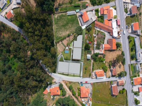 Apartamento T1, NOVO, em condomínio com piscina!