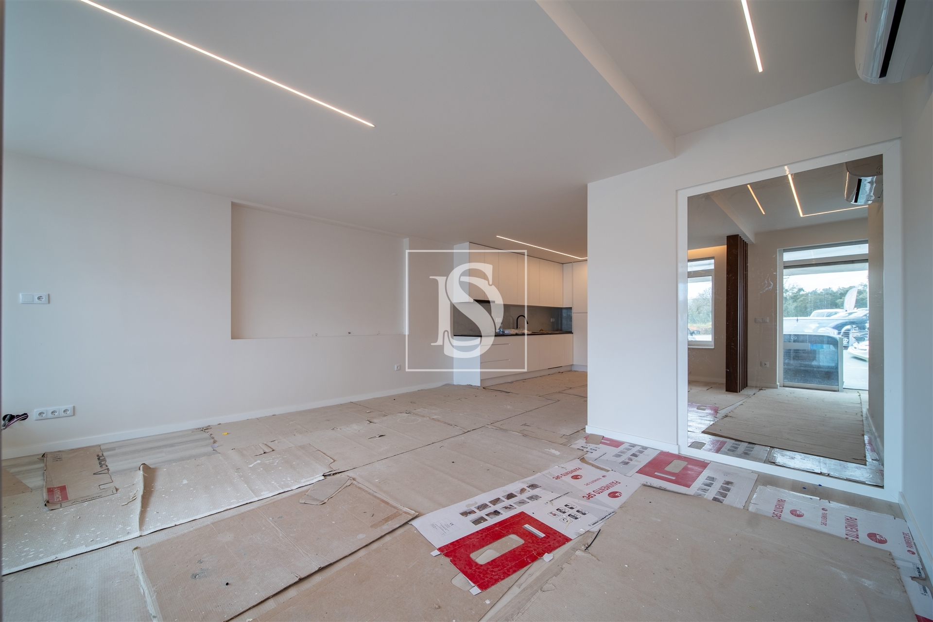 Apartamento T1+1 completamente RENOVADO, em Manhente, Barcelos