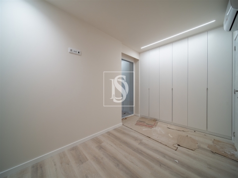 Apartamento T1+1 completamente RENOVADO, em Manhente, Barcelos