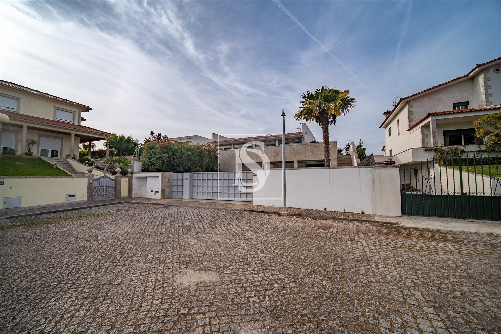 Exclusiva Moradia T4+1 c/ Piscina Aquecida e mais de 380 m²