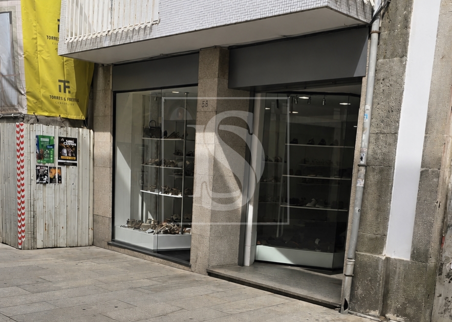 Loja no Centro de Barcelos (Rua Direita)