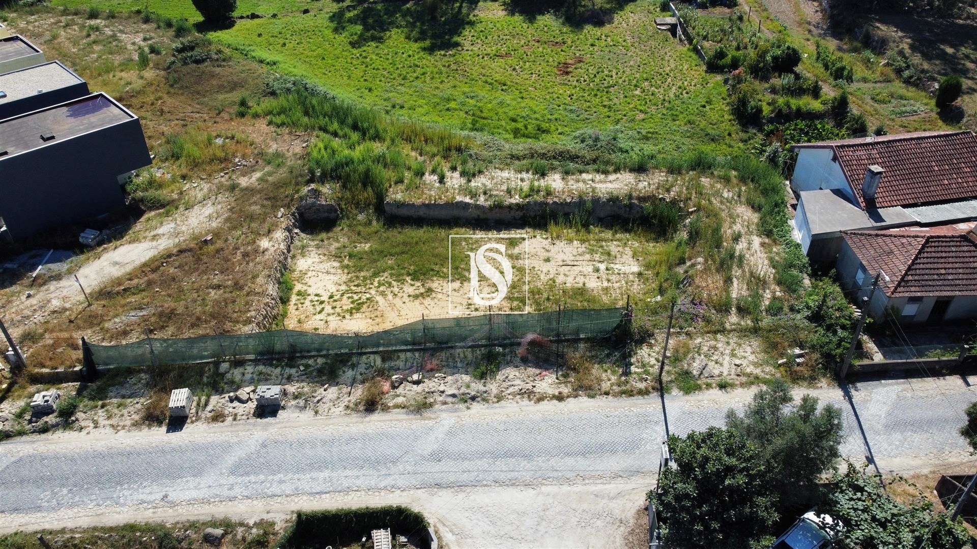 Lote de Terreno para Construção com 320 m²